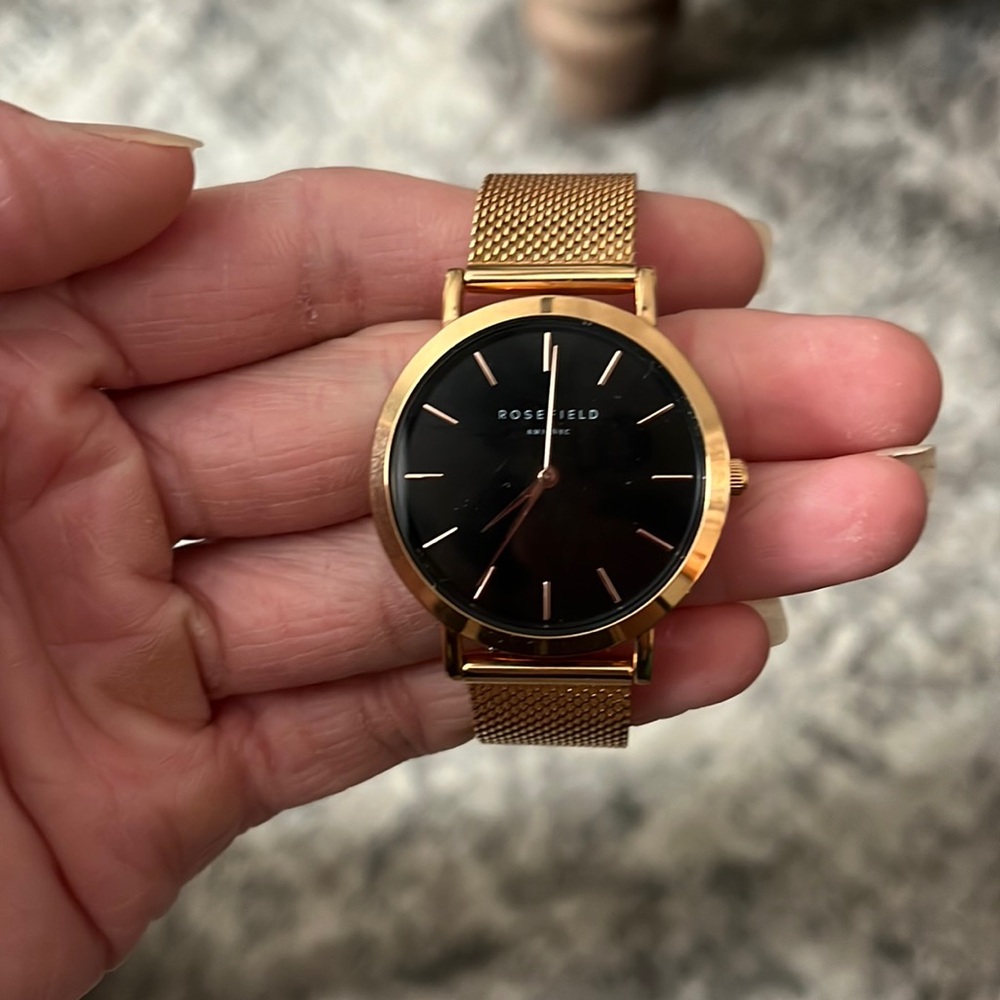 Rose gold rosefield watch. Mesh band